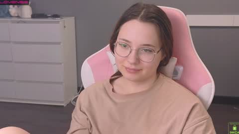 Snapshot of airyhill chatting on 02-08-25, 08:42 airyhill online show from 02-08-25, 08:42