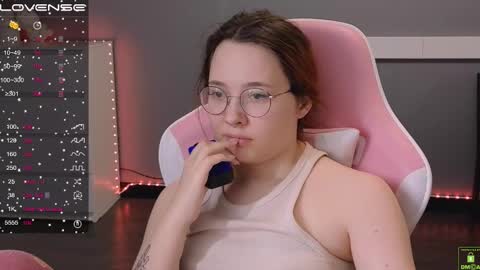 Snapshot of airyhill chatting on 02-12-25, 07:13 airyhill online show from 02-12-25, 07:13