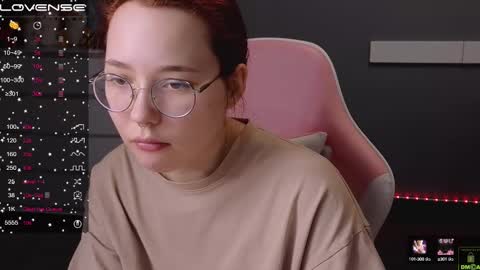 Snapshot of airyhill chatting on 02-16-25, 05:04 airyhill online show from 02-16-25, 05:04