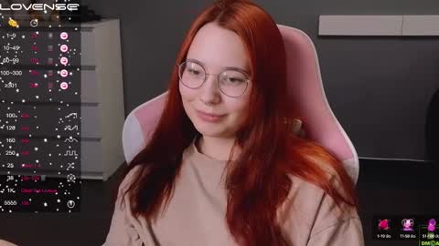 Snapshot of airyhill chatting on 02-16-25, 08:11 airyhill online show from 02-16-25, 08:11