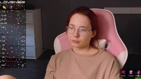 Snapshot of airyhill chatting on 02-20-25, 08:06 airyhill online show from 02-20-25, 08:06