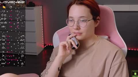 Snapshot of airyhill chatting on 02-20-25, 05:07 airyhill online show from 02-20-25, 05:07