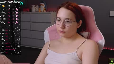 Snapshot of airyhill chatting on 02-22-25, 07:14 airyhill online show from 02-22-25, 07:14