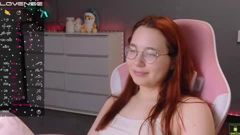 Snapshot of airyhill chatting on 02-25-25, 04:10 airyhill online show from 02-25-25, 04:10