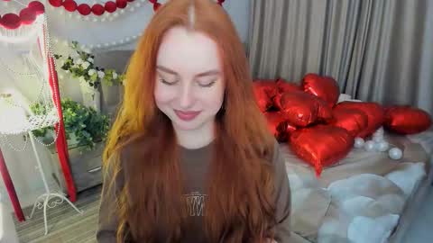 Louise online show from 02-15-26, 06:04