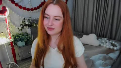 Snapshot of airysilhouette chatting on 04-20-26, 07:37 Louise online show from 04-20-26, 07:37