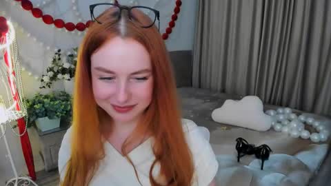Snapshot of airysilhouette chatting on 04-21-26, 02:51 Louise online show from 04-21-26, 02:51