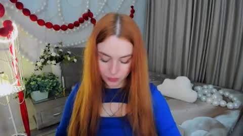 Snapshot of airysilhouette chatting on 04-21-26, 07:28 Louise online show from 04-21-26, 07:28