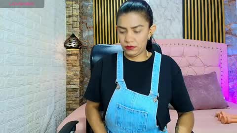 aisha__cambell online show from 04-24-26, 09:56