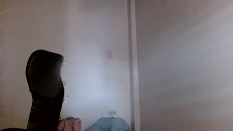Snapshot of aisha_brownn chatting on 01-12-25, 10:22  Aisha  online show from 01-12-25, 10:22