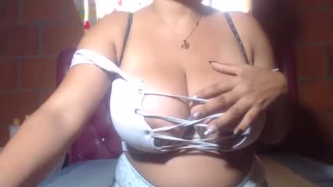 Snapshot of aisha_koswell3 chatting on 02-23-25, 08:44 aisha koswell3 online show from 02-23-25, 08:44