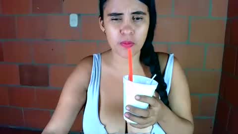 Snapshot of aisha_koswell3 chatting on 11-28-25, 06:27 aisha koswell3 online show from 11-28-25, 06:27