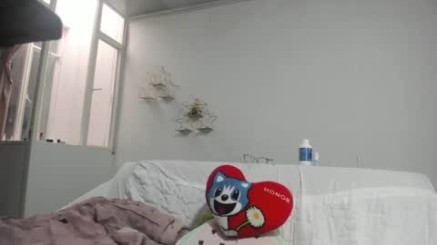 Snapshot of aisha_latina chatting on 02-19-26, 02:46 Katie online show from 02-19-26, 02:46