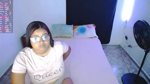 Snapshot of aisha_stacey0410 chatting on 12-14-25, 07:58 aisha_stacey0410 online show from 12-14-25, 07:58