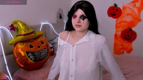 Snapshot of aishaaysitt chatting on 10-31-25, 04:13 Aisha online show from 10-31-25, 04:13