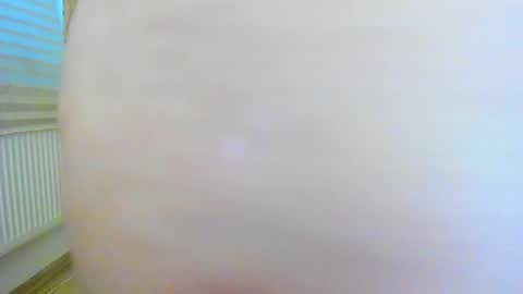 Aisha online show from 12-21-24, 05:36