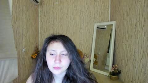 Aisha online show from 01-19-25, 03:29