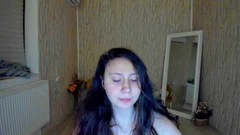 Aisha online show from 01-22-25, 03:20