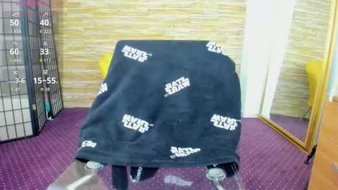 Aisha online show from 10-06-25, 04:10