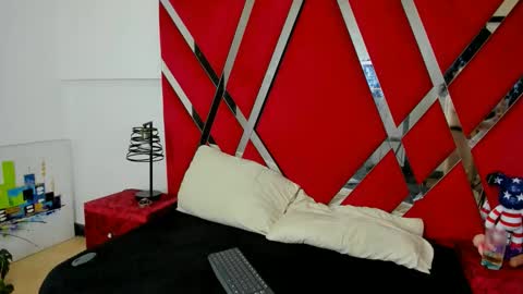 aishaxht online show from 04-25-26, 10:07