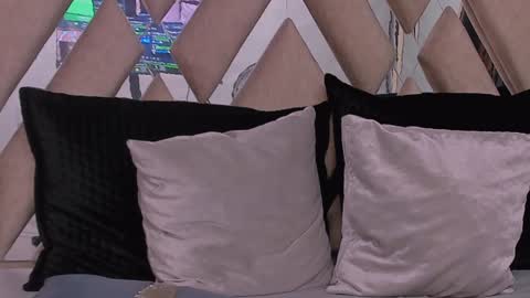 little aitana  online show from 01-22-25, 03:51