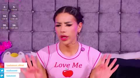 Queen Dumont   online show from 02-20-26, 06:26