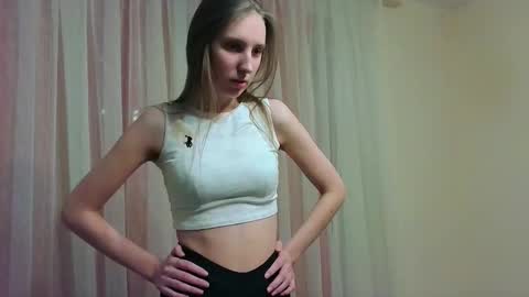 Snapshot of aivitina chatting on 02-06-26, 06:11 aivitina online show from 02-06-26, 06:11