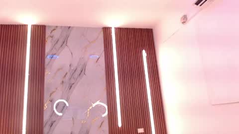 AIXA  online show from 04-25-26, 01:41