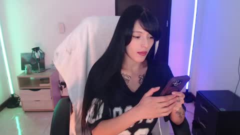 Snapshot of aizen_myo chatting on 04-22-26, 10:17 Aizen My- online show from 04-22-26, 10:17