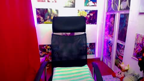 Snapshot of akai_krazna01 chatting on 01-15-25, 12:36 Akai Kraz  online show from 01-15-25, 12:36