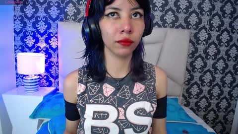 Snapshot of akane_uwu chatting on 12-10-24, 12:27 A K A N E U W U online show from 12-10-24, 12:27