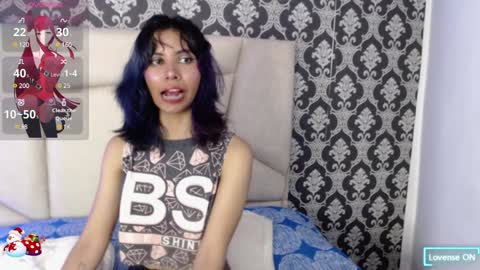 Snapshot of akane_uwu chatting on 12-21-24, 12:06 A K A N E U W U online show from 12-21-24, 12:06