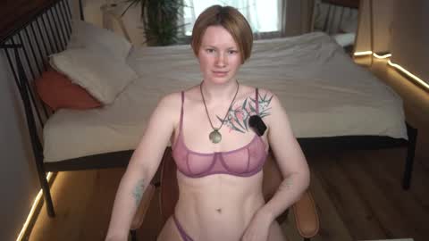 Akaneiro online show from 03-10-25, 01:10