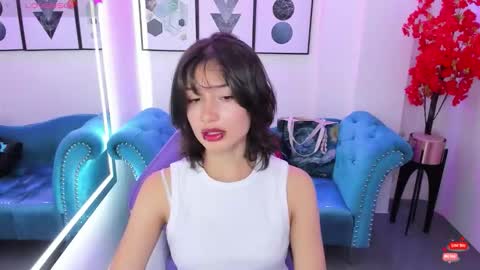 Snapshot of akaza_hakuji_ chatting on 09-30-25, 12:54 Azaka online show from 09-30-25, 12:54