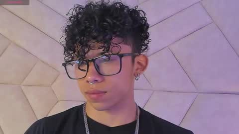 akazaboy online show from 09-22-25, 04:25