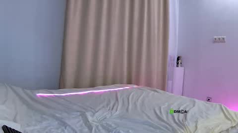 Hi Im Oli online show from 11-26-25, 01:17