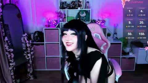 Snapshot of aki__ra chatting on 09-22-25, 12:01 Aki online show from 09-22-25, 12:01