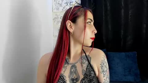 Snapshot of akila_clive chatting on 05-20-26, 08:48 carolina online show from 05-20-26, 08:48