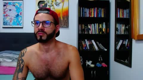 akiles online show from 01-30-25, 01:44