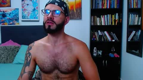 akiles online show from 03-07-25, 01:31