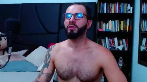 akiles online show from 12-17-25, 11:11