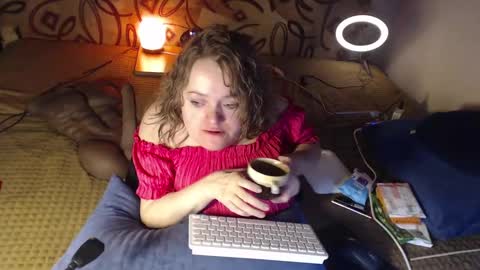 Snapshot of akindmodel chatting on 01-25-25, 04:46 Natalie online show from 01-25-25, 04:46