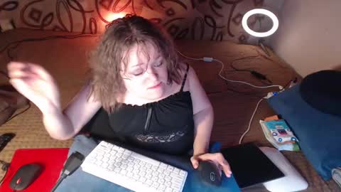 Snapshot of akindmodel chatting on 01-29-25, 10:16 Natalie online show from 01-29-25, 10:16