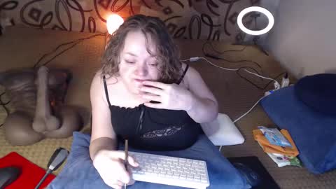 Snapshot of akindmodel chatting on 01-30-25, 10:29 Natalie online show from 01-30-25, 10:29