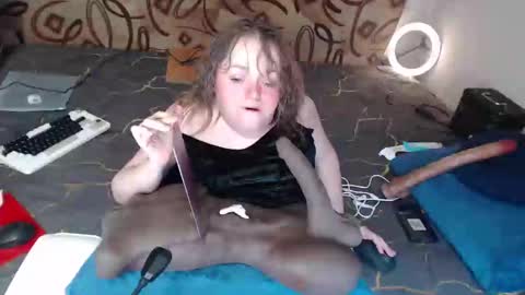 Snapshot of akindmodel chatting on 03-09-25, 11:03 Natalie online show from 03-09-25, 11:03