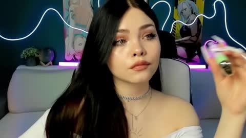 Snapshot of akirakatsu chatting on 02-08-25, 01:33 Akira online show from 02-08-25, 01:33