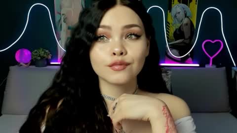 Snapshot of akirakatsu chatting on 03-08-25, 05:33 Akira online show from 03-08-25, 05:33