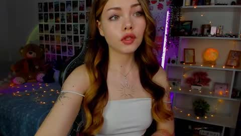 Snapshot of akirakatsu chatting on 09-26-25, 11:03 Akira online show from 09-26-25, 11:03