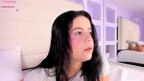 AKIRA online show from 09-10-25, 11:43