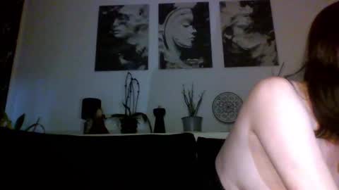 Snapshot of akiramihaela chatting on 03-24-26, 06:24 MIHAELA online show from 03-24-26, 06:24